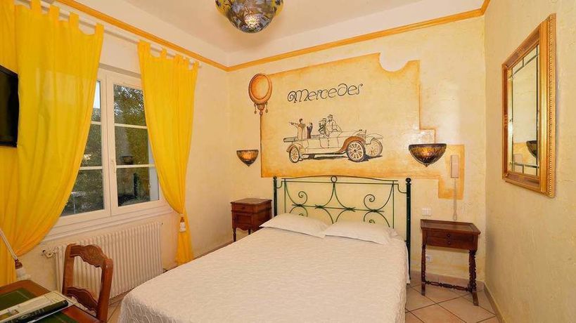 Imagen de la habitación del Hotel Les Flots Bleus, LE LAVANDOU. Foto 3
