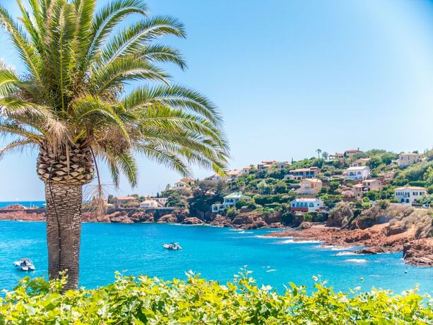 Imagen general del Hotel Les Flots Bleus, Saint Raphael. Foto 5