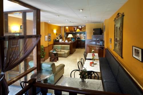 Imagen de los interiores del Hotel Les Fonts. Foto 7