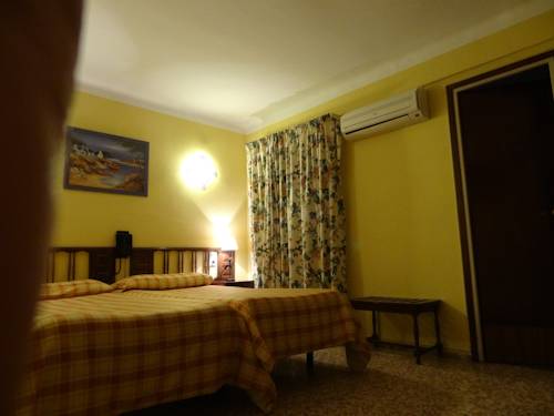 Imagen de la habitación del Hotel Les Fonts. Foto 4