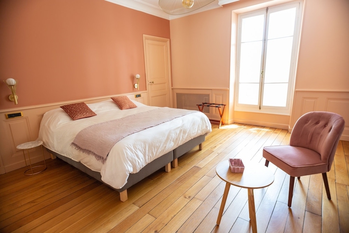 Imagen de la habitación del Hotel Les Frênes En Provence. Foto 9