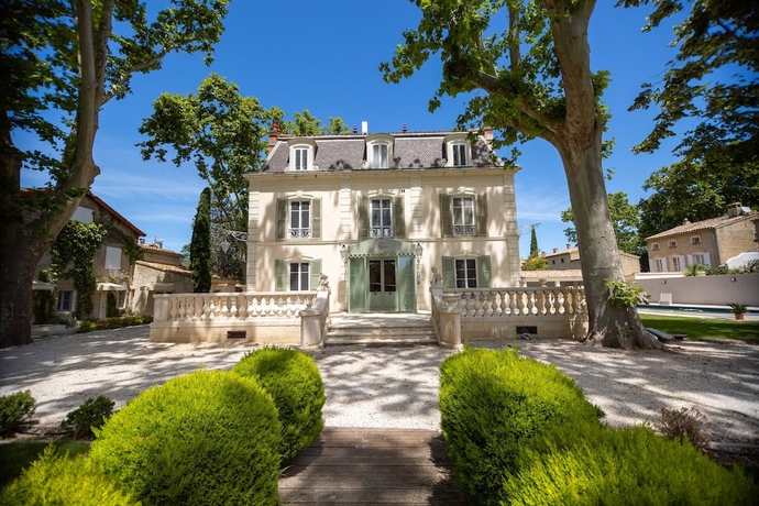 Imagen general del Hotel Les Frênes En Provence. Foto 1