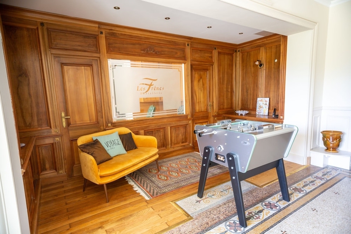 Imagen de los interiores del Hotel Les Frênes En Provence. Foto 14