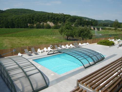 Imagen de la habitación del Hotel Les Gabarres. Foto 16