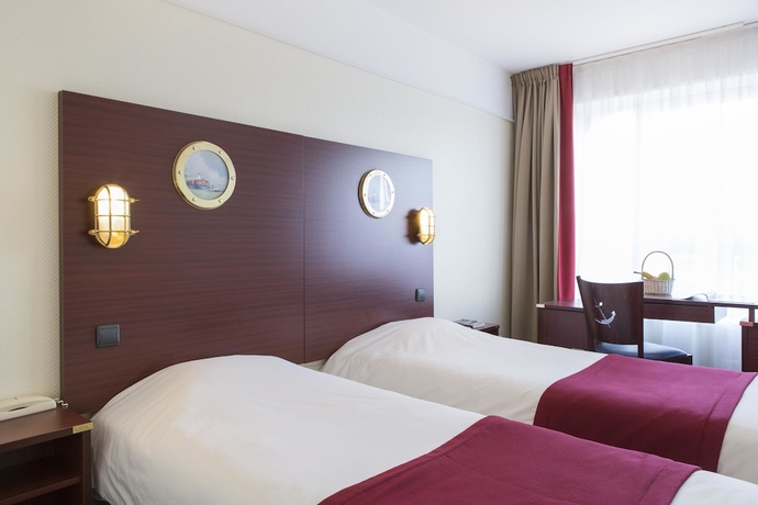 Imagen de la habitación del Hotel Les Gens De Mer Dunkerque. Foto 3