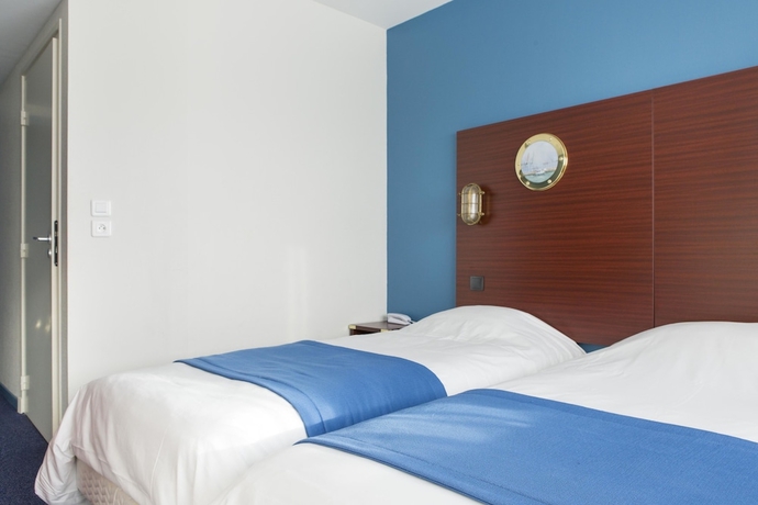 Imagen de la habitación del Hotel Les Gens De Mer Dunkerque. Foto 5