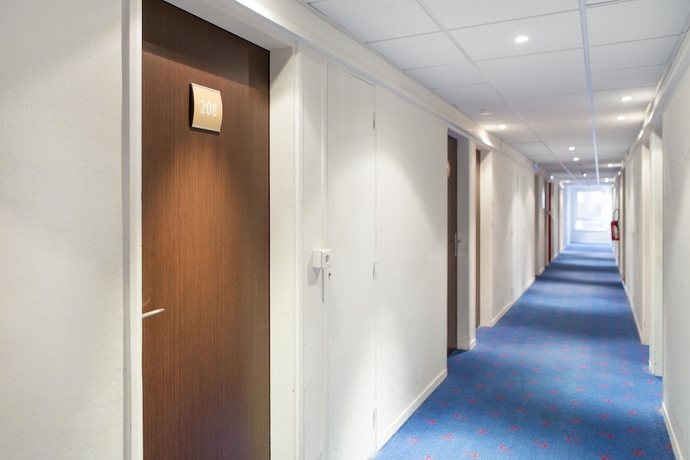 Imagen de los interiores del Hotel Les Gens De Mer Dunkerque. Foto 18