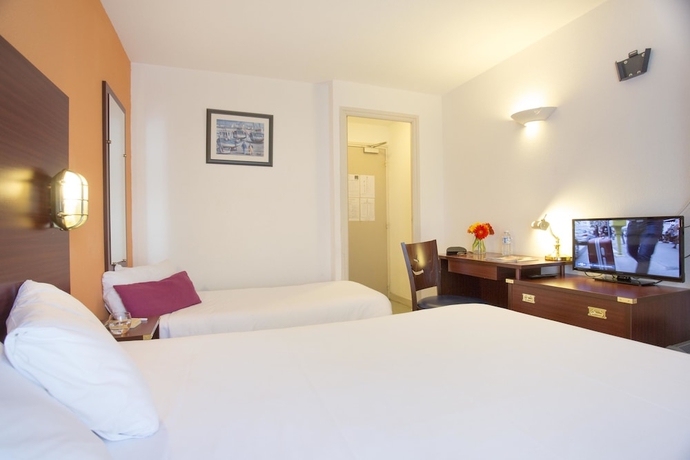 Imagen de la habitación del Hotel Les Gens De Mer Lorient. Foto 2