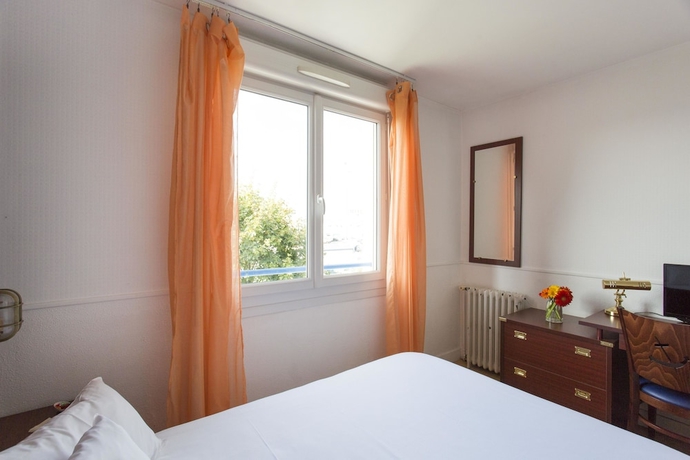 Imagen de la habitación del Hotel Les Gens De Mer Lorient. Foto 14