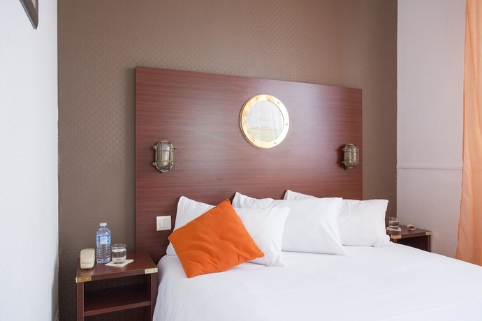 Imagen de la habitación del Hotel Les Gens De Mer Lorient. Foto 15