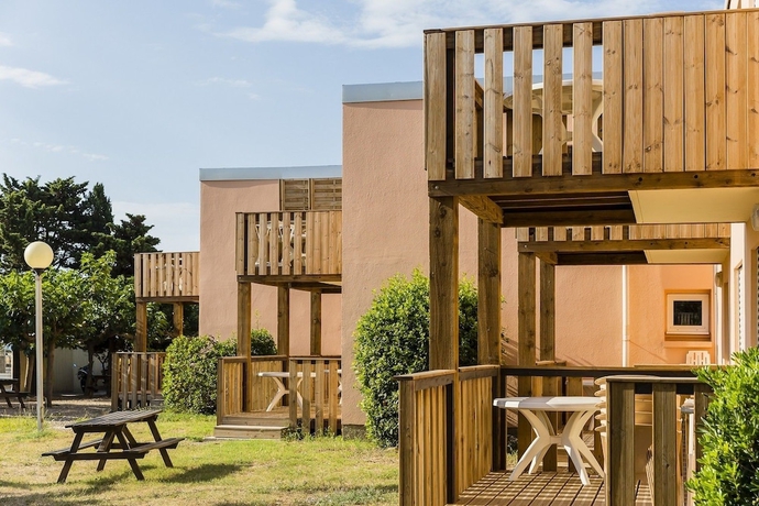 Imagen de los exteriores del Hotel Les Girelles - Vacances ULVF. Foto 10