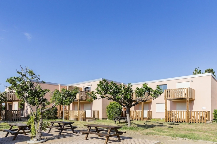 Imagen general del Hotel Les Girelles - Vacances ULVF. Foto 2