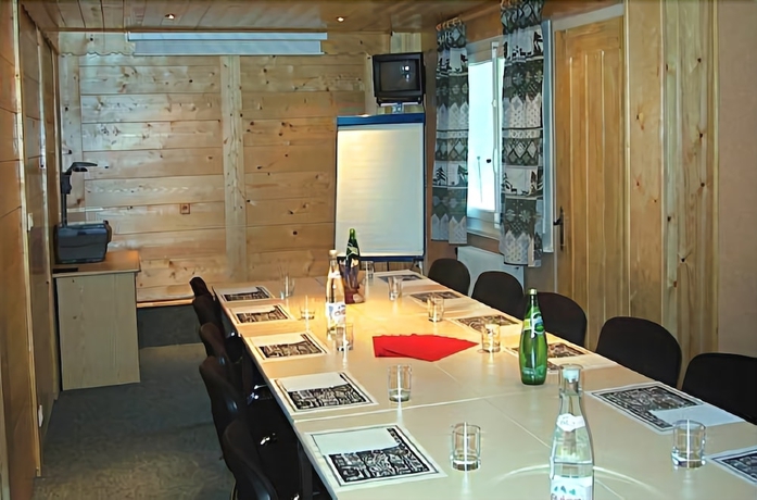 Imagen de los interiores del Hotel Les Glaciers. Foto 15