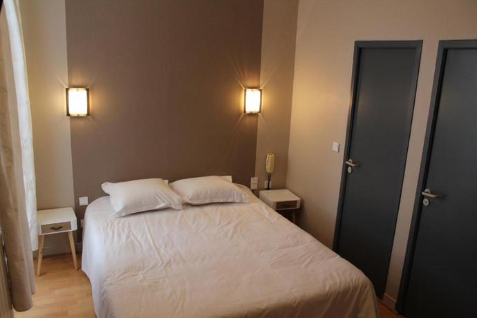 Imagen general del Hotel Les Glycines, Remoulins. Foto 2