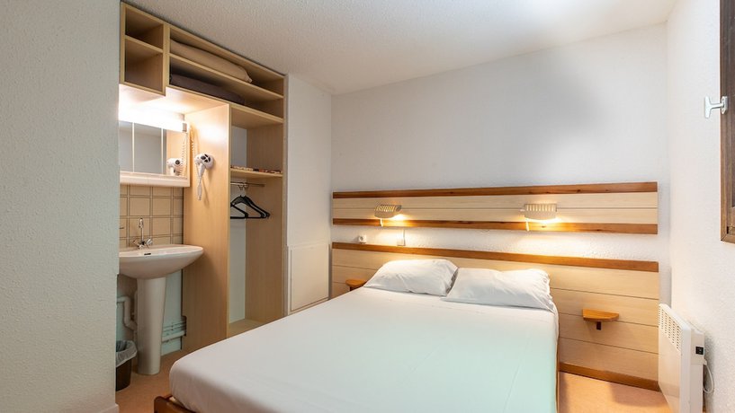 Imagen de la habitación del Hotel Les Gorges Rouges. Foto 6