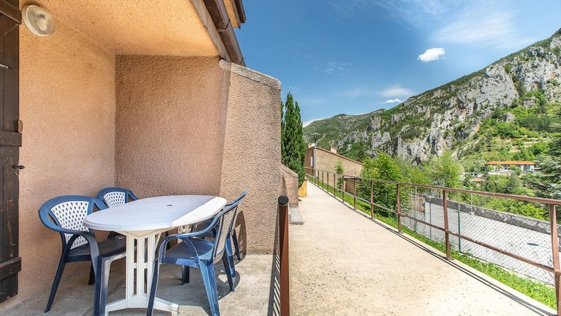 Imagen de la habitación del Hotel Les Gorges Rouges. Foto 15