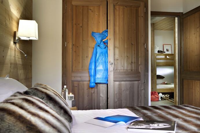 Imagen de la habitación del Hotel Les Grandes Alpes. Foto 13