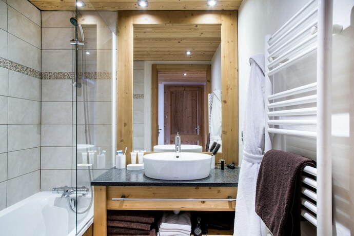 Imagen general del Hotel Les Grandes Alpes. Foto 4