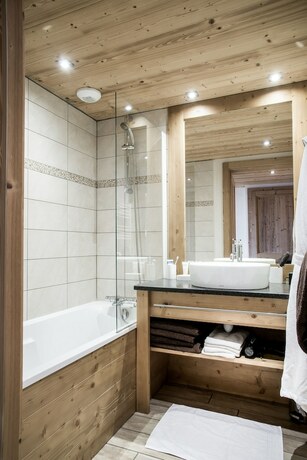 Imagen general del Hotel Les Grandes Alpes. Foto 10