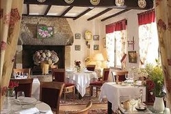 Imagen del bar/restaurante del Hotel Les Grandes Roches Auberge. Foto 2