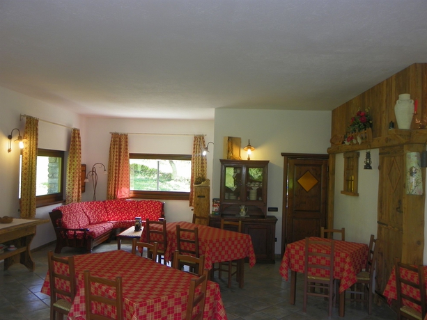 Imagen del bar/restaurante del Hotel Les Granges. Foto 3