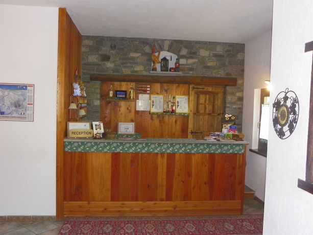 Imagen de los interiores del Hotel Les Granges. Foto 12