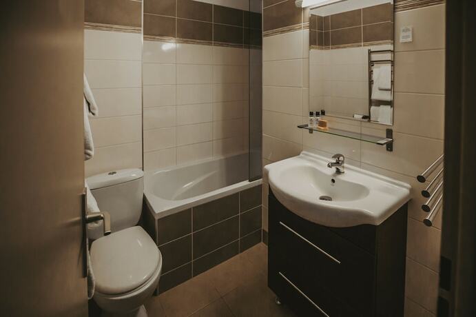 Imagen de la habitación del Hotel Les Grangettes. Foto 16
