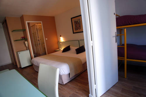 Imagen de la habitación del Hotel Les Grenadines. Foto 9