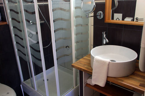 Imagen de la habitación del Hotel Les Grenadines. Foto 16