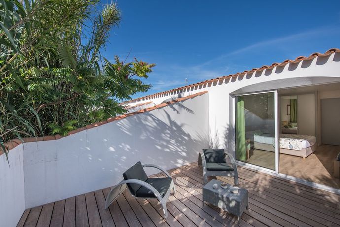 Imagen de la habitación del Hotel Les Grenettes. Foto 3