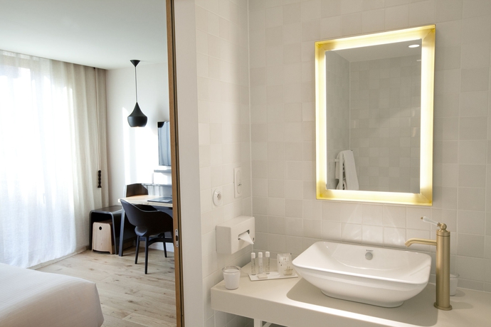 Imagen de la habitación del Hotel Les Haras. Foto 4