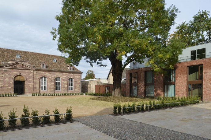 Imagen de los exteriores del Hotel Les Haras. Foto 12