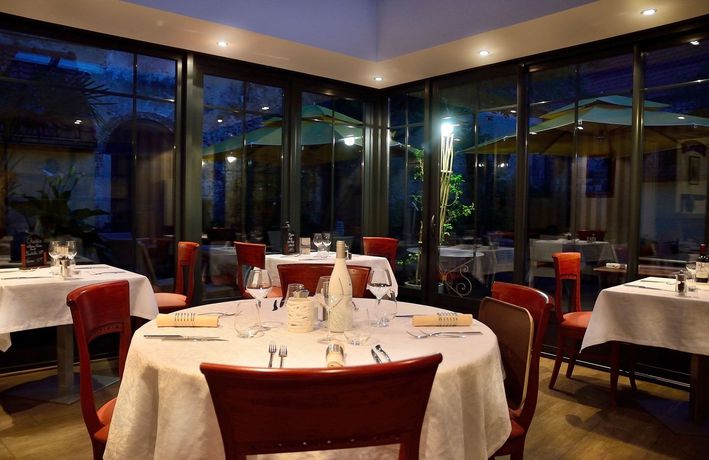 Imagen de la habitación del Hotel Les Hauts De Montreuil. Foto 8