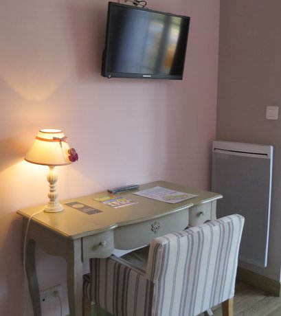 Imagen de la habitación del Hotel Les Hauts de Mour&egrave;ze. Foto 3