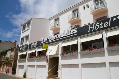 Imagen general del Hotel Les Hirondelles, LE CHATEAU D&acute;OLONNE. Foto 2