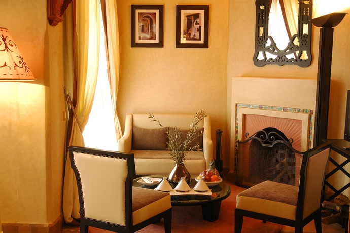 Imagen de los interiores del Hotel Les Jardins D Ines. Foto 15