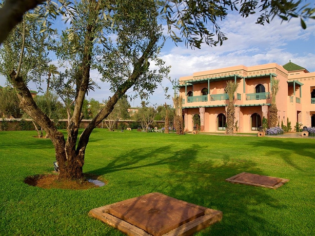 Imagen de los exteriores del Hotel Les Jardins D Ines. Foto 11