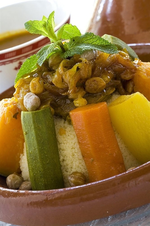 Imagen del bar/restaurante del Hotel Les Jardins De La Medina. Foto 2