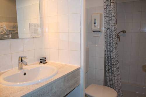Imagen de la habitación del Hotel Les Jardins De L'ocean. Foto 12