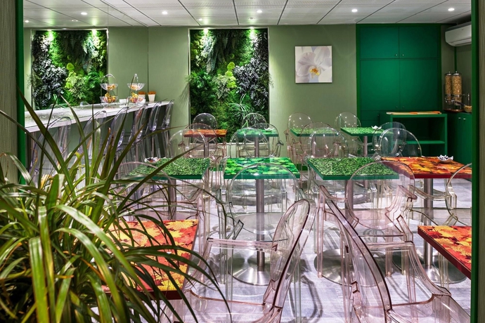 Imagen del bar/restaurante del Hotel Les Jardins De Montmartre. Foto 5