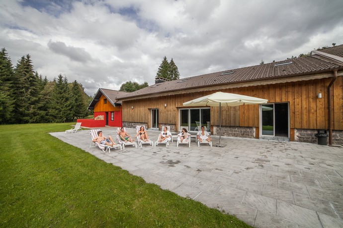 Imagen de los exteriores del Hotel Les Jardins De Sophie. Foto 5