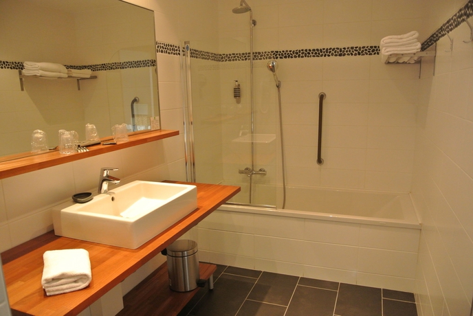 Imagen de la habitación del Hotel Les Jardins D'hardelot. Foto 8