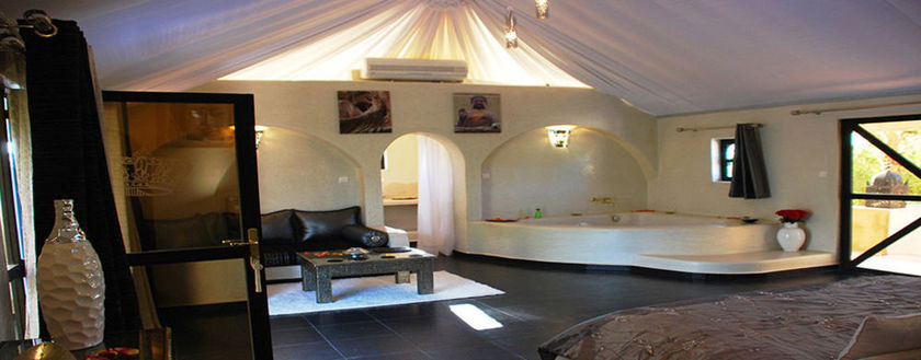 Imagen de los exteriores del Hotel Les Jardins D'issil. Foto 8