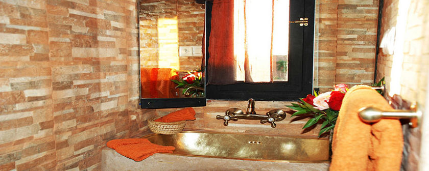 Imagen de los interiores del Hotel Les Jardins D'issil. Foto 12