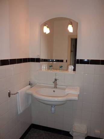 Imagen de la habitación del Hotel Les Jardins Du Forez. Foto 11