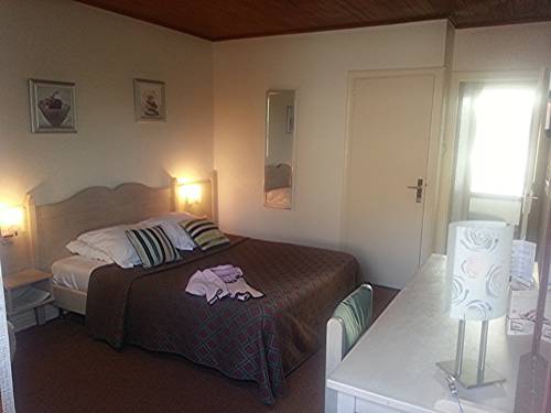 Imagen de la habitación del Hotel Les Jardins Du Forez. Foto 12