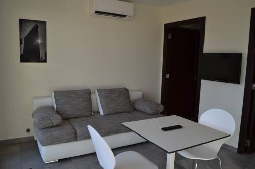 Imagen de la habitación del Hotel Les Jardins Du Fort. Foto 16