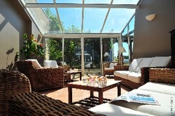 Imagen general del Hotel Les Jardins Du Lac, The Originals Relais (relais Du Silence). Foto 5