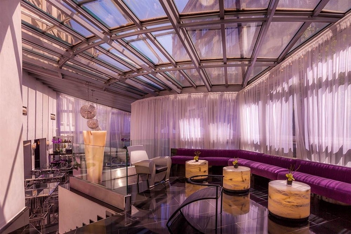 Imagen de los interiores del Hotel Les Jardins Du Marais. Foto 10