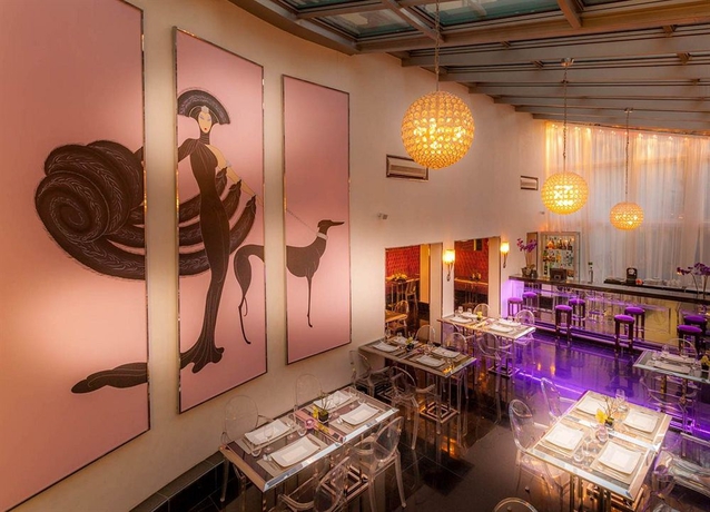 Imagen del bar/restaurante del Hotel Les Jardins Du Marais. Foto 7